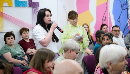 Допомога ВПО в Харкові: механізми компенсацій і меддопомогу обговорили з мером