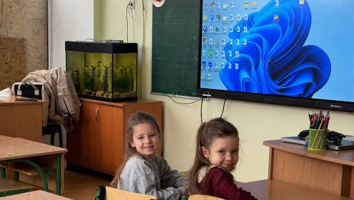 Першокласників у Харкові стало вдвічі менше: у школах готуються скорочувати класи