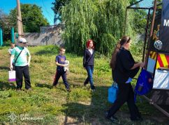 На Харківщині з-під обстрілів врятували багатодітну сімʼю