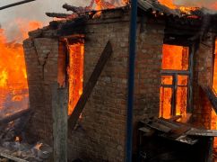 Под Харьковом в результате удара БПЛА горел частный двор