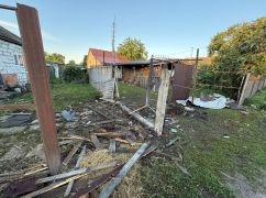 Захватчики обстреляли Золочев в Харьковской области: кадры с места