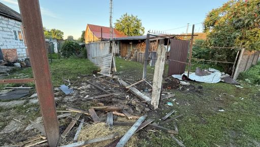 Захватчики обстреляли Золочев в Харьковской области: кадры с места