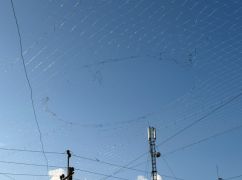 Россияне утром атаковали центр Золочева в Харьковской области: фото с места