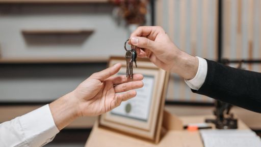 Как быстро продать квартиру через агентство недвижимости?