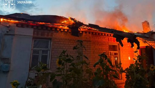 Прокуратура повідомила, що вночі обстріляли російські окупанти в Харкові: кадри з місця