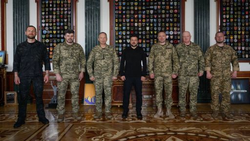 Мы ведем себя так, будто хотим выиграть не войну, а выборы