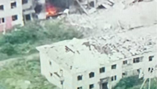 Росія з авіації обстріляла Харківщину: на підприємство впало чотири КАБ