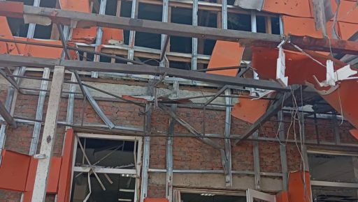 Російський дрон "Молнія" атакував Золочів: пошкоджено магазин і поштомат