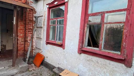 На Харківщині чоловік посеред ночі вдерся до будинку пенсіонерки та пограбував її