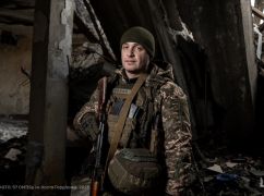 Боєць, який 177 днів тримав оборону у Вовчанську, став Героєм України