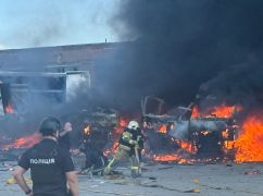 Повреждены дома, АЗС и машины: полиция показала последствия российских ударов по Харьковщине