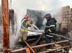 Горели частные дома на 150 кв.м: ГСЧС &ndash; по обстрелам в Балаклее