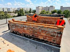 Как строители возвращают к жизни Харьков, пострадавший от войны