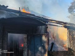 На Харьковщине после атак РФ загорелись дома и хозяйственные постройки: пострадали три человека