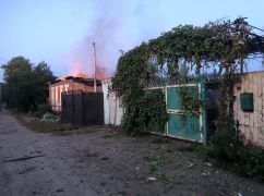 Армія РФ знищила житло людей у Золочеві: кадри з місця