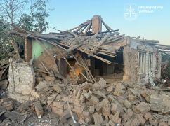 Россияне ударили по Изюму УАБом и дроном: пострадали пять человек