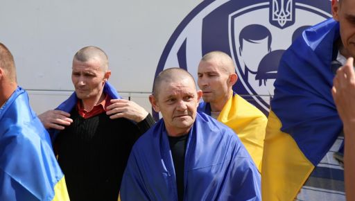 Зеленский сообщил о возвращении из плена защитников из Харьковского направления