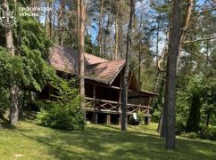 В Харьковской области государству вернули 8 га леса, где обустроили имение с бассейном