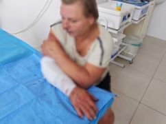 На Харківщині автомобіль підірвався на російській міні: постраждало двоє людей