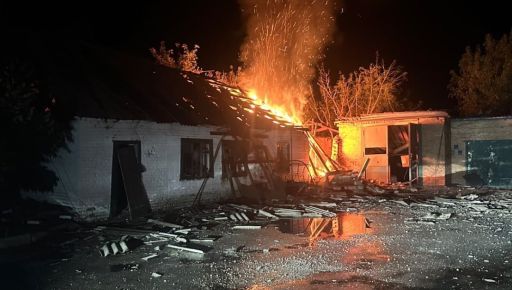 Поліція показала місця влучання бомб та БПЛА на Харківщині