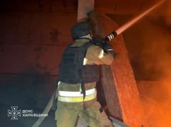 Российские беспилотники ударили по агропредприятию на Харьковщине: кадры с места