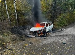 Россияне ударили по предприятию и сожгли авто на Харьковщине: кадры с места