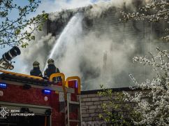 Ударний БПЛА влучив у офісну будівлю в Харкові