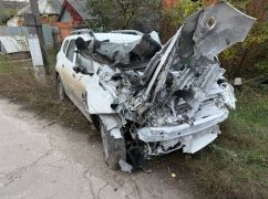 В Харьковской области FPV-дрон на оптоволокне атаковал гражданское авто: что известно