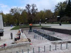 В Александровском сквере в Харькове готовят к запуску фонтан