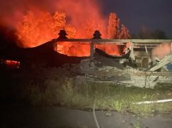 Торговельний центр, житлові будинки і ферма: що росіяни обстріляли на Харківщині за добу