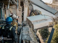 Рятувальники показали ліквідацію наслідків масованої атаки на Харків