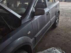 В Харьковской области российский FPV-дрон атаковал гражданскую машину: что известно