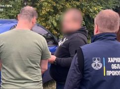 В Харьковской области незаконно срубили 651 дерево: бывшему сотруднику лесничества предъявлено подозрение