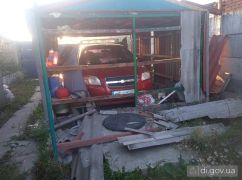 На Харківщині дрон РФ атакував автомобіль "швидкої": які поранення отримали медики