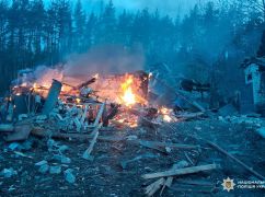 Поліція показала наслідки російських бомбардувань на Харківщині за добу