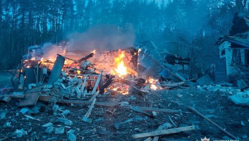 Полиция показала последствия российских бомбардировок в Харьковской области за сутки