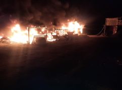 На Харьковщине российские FPV-дроны повредили два грузовика: что известно
