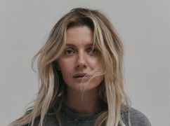 Харьковская певица KOLA станет четвертым судьей "Фабрики звезд"
