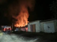 В Харьковской области российские дроны повредили жилые дома, АЗС и ферму