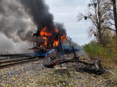 Ринок, телятник та житлові будинки: що російські обстріли пошкодили на Харківщині за добу