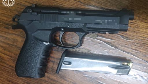 У Харкові п'яний чоловік стріляв у метро: що відомо