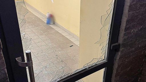 В Харькове неизвестный взорвал гранату возле супермаркета