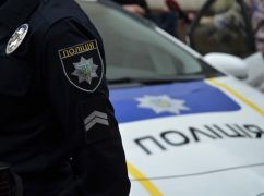 У Харкові дитину на понад добу зачинили у квартирі: Дівчинку звільняли поліція та ДСНС