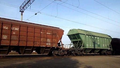 На Харківщині чоловік потрапив під вантажний потяг та загинув