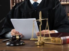 Берестинський суд оштрафував жінку за умисне легке тілесне ушкодження