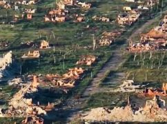 Жахливі кадри: оборонці показали, як нині виглядає зруйнований Вовчанськ