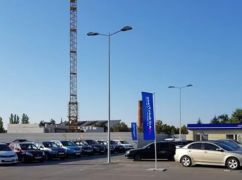 Столица далеко впереди: сколько новых авто приобрели на Харьковщине