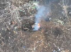 Защитники показали, как выбивают из тайников оккупантов на Харьковщине