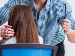 Харківський перукар отримав умовний строк за організацію сутенерства