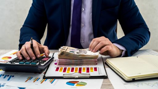 В Харькове разоблачили незаконные надбавки руководству фармпредприятия на 1,6 млн грн